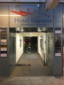 Hotel Ekazent Schönbrunn Vienna room - hotel entrance